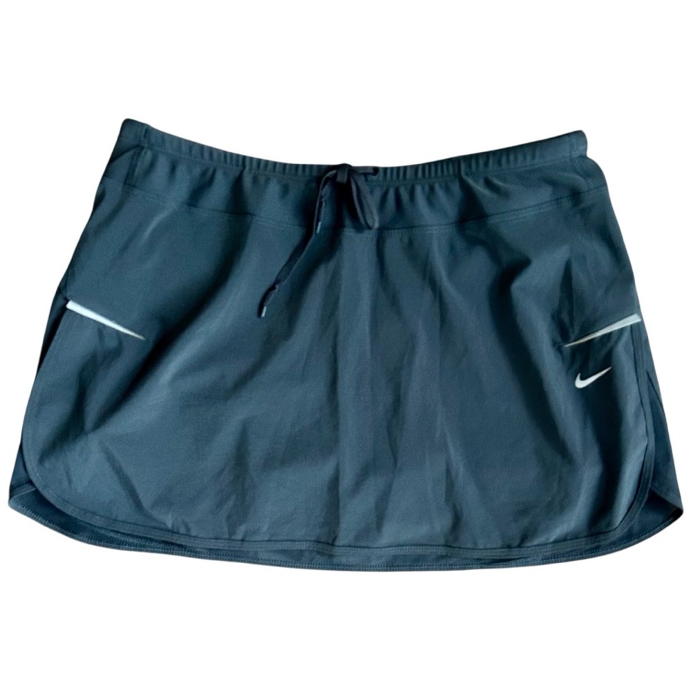 NIKE Dri-fit Athletic Skirt Built-In Shorts Tennis Athleisure Sporty Skort Sz M